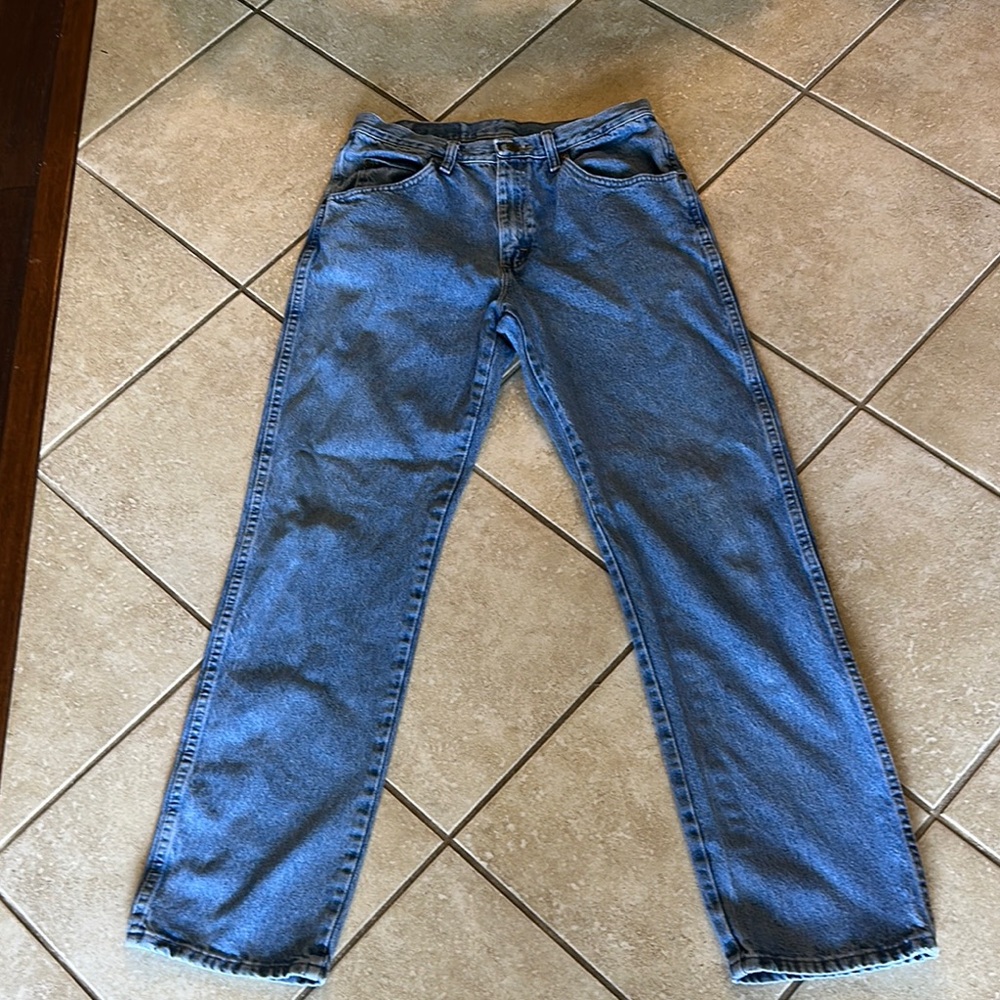 Wrangler Men's Regular Fit  Blue Jeans EUC